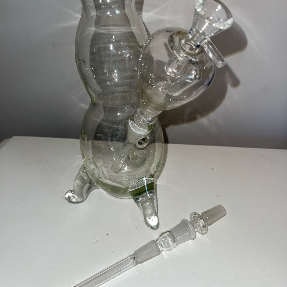 Hurricane Glass - Picture 6 of 8